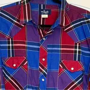 Vintage Wrangler Western Blue Red Plaid Pearl Snap Button Down Shirt